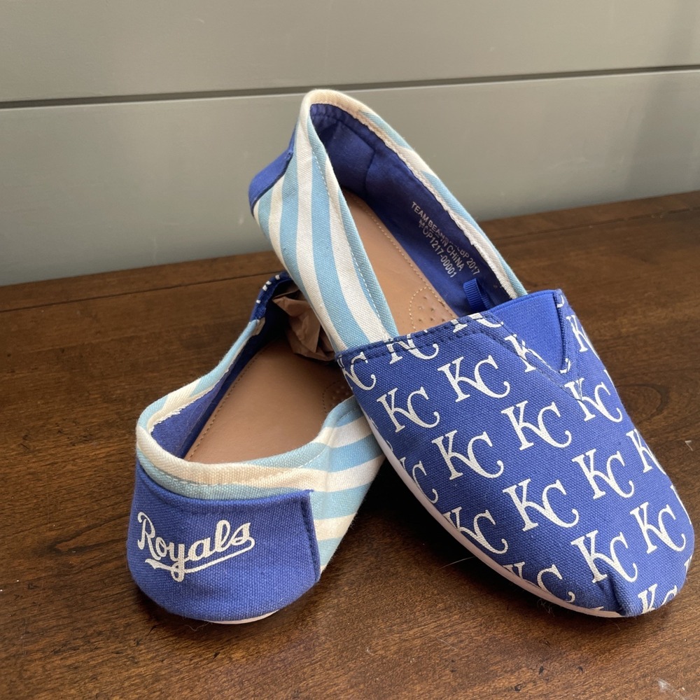 New FOCO Kansas City Royals Women's Espadrille Canvas Shoes Size 7.5